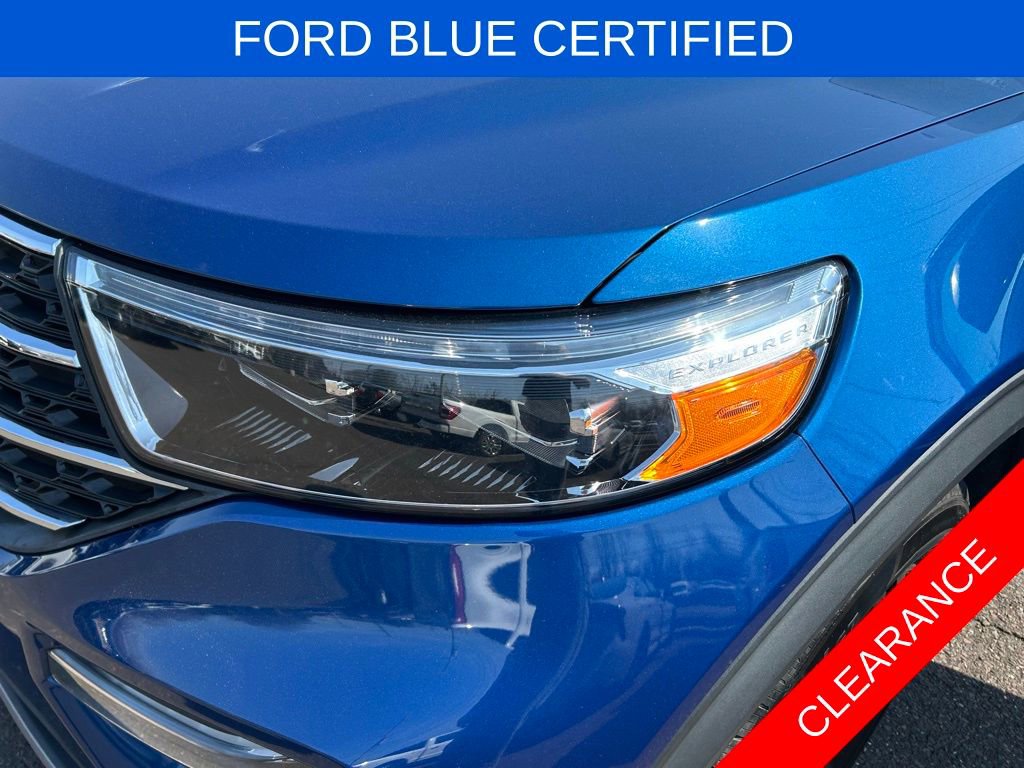 Certified 2022 Ford Explorer XLT w/ Equipment Group 202A AWD/4WD image 30
