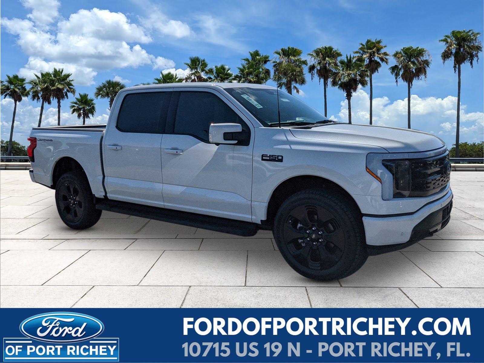 New 2025 Ford F150 Lightning Platinum w/ Dark Elements Package
