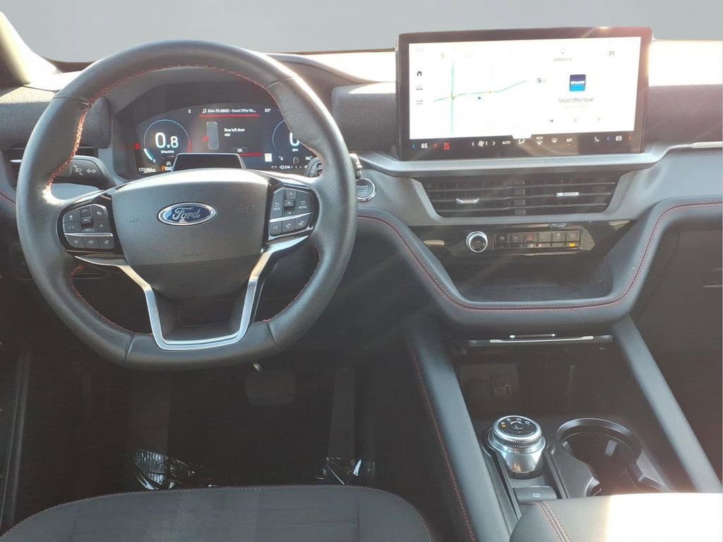 Used 2025 Ford Explorer ST-Line w/ ST-Line Street Pack image 4