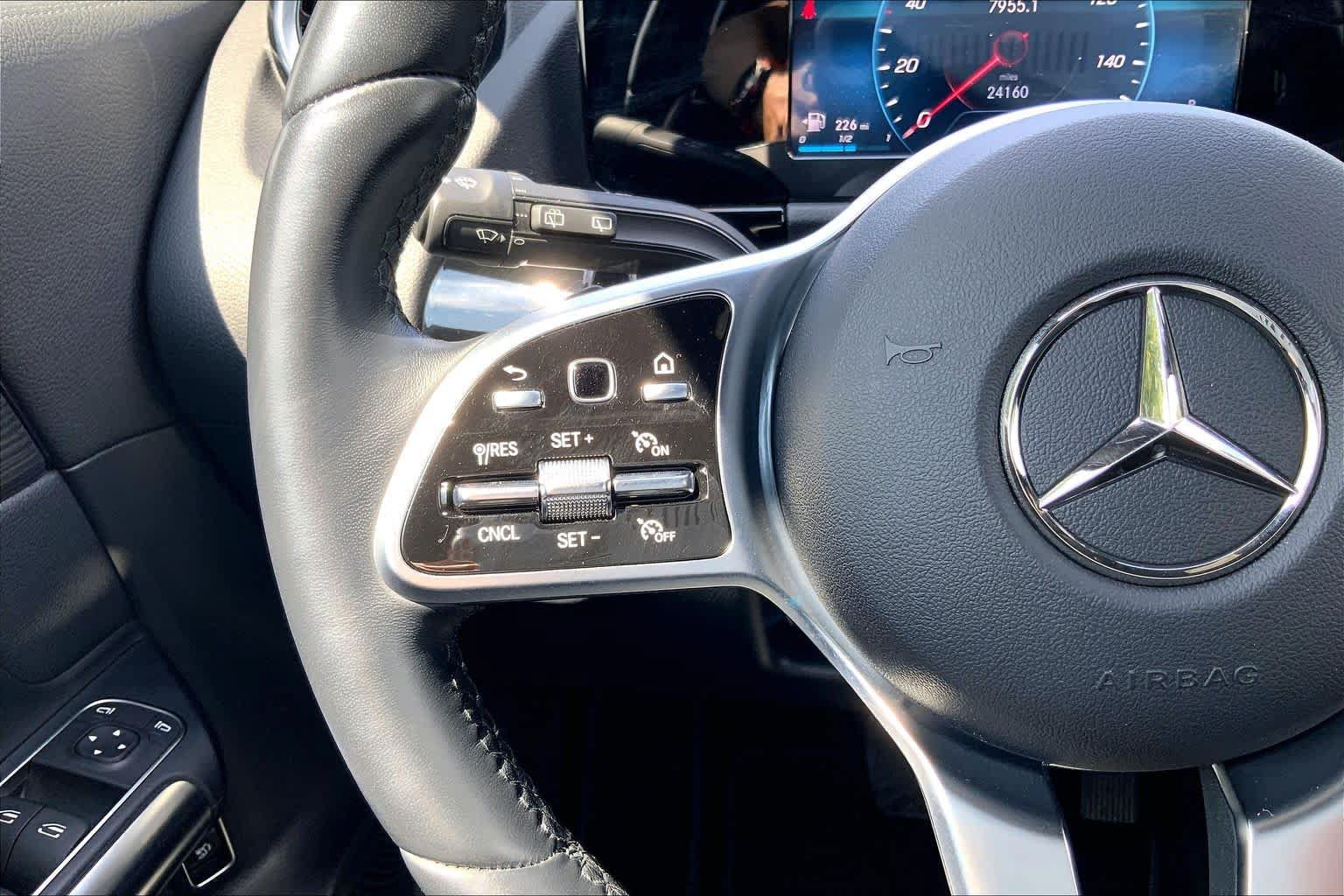 Certified 2023 Mercedes-Benz GLA 250 4MATIC image 24