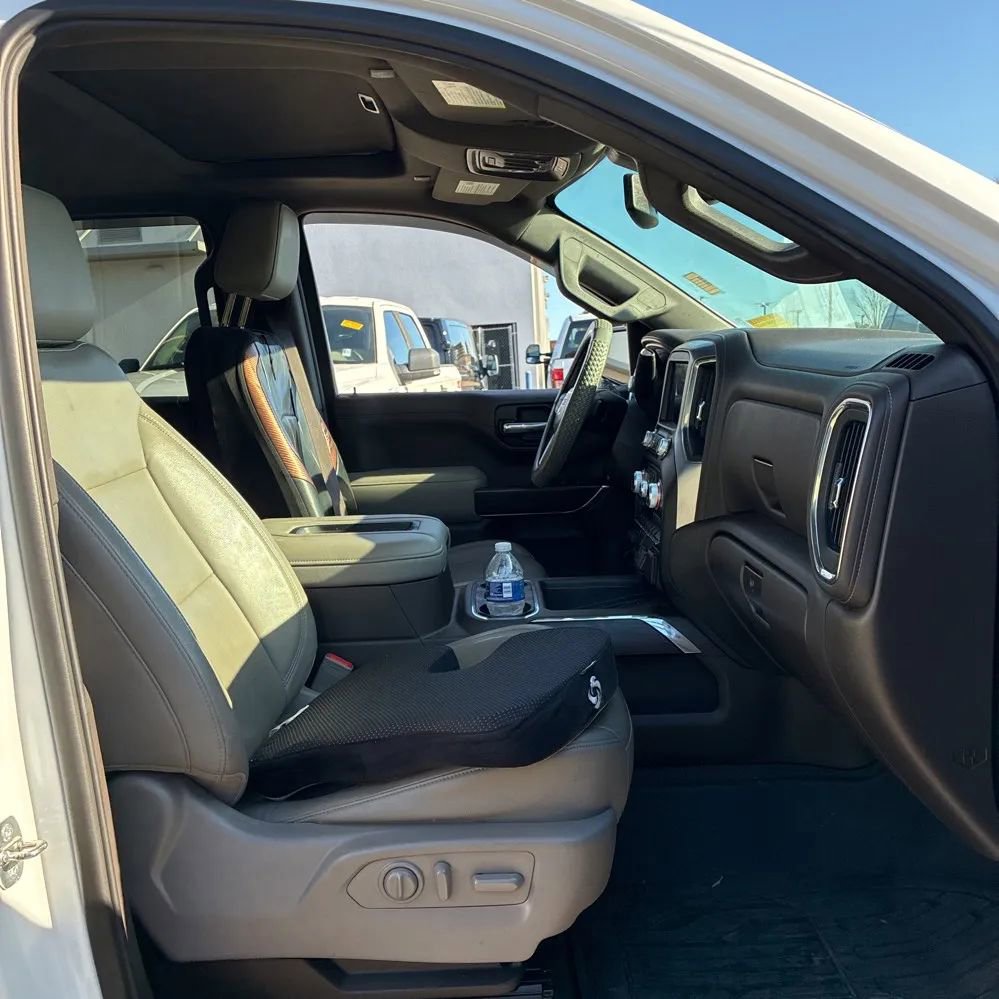 Used 2019 GMC Sierra 1500 SLT w/ SLT Premium Plus Package image 18