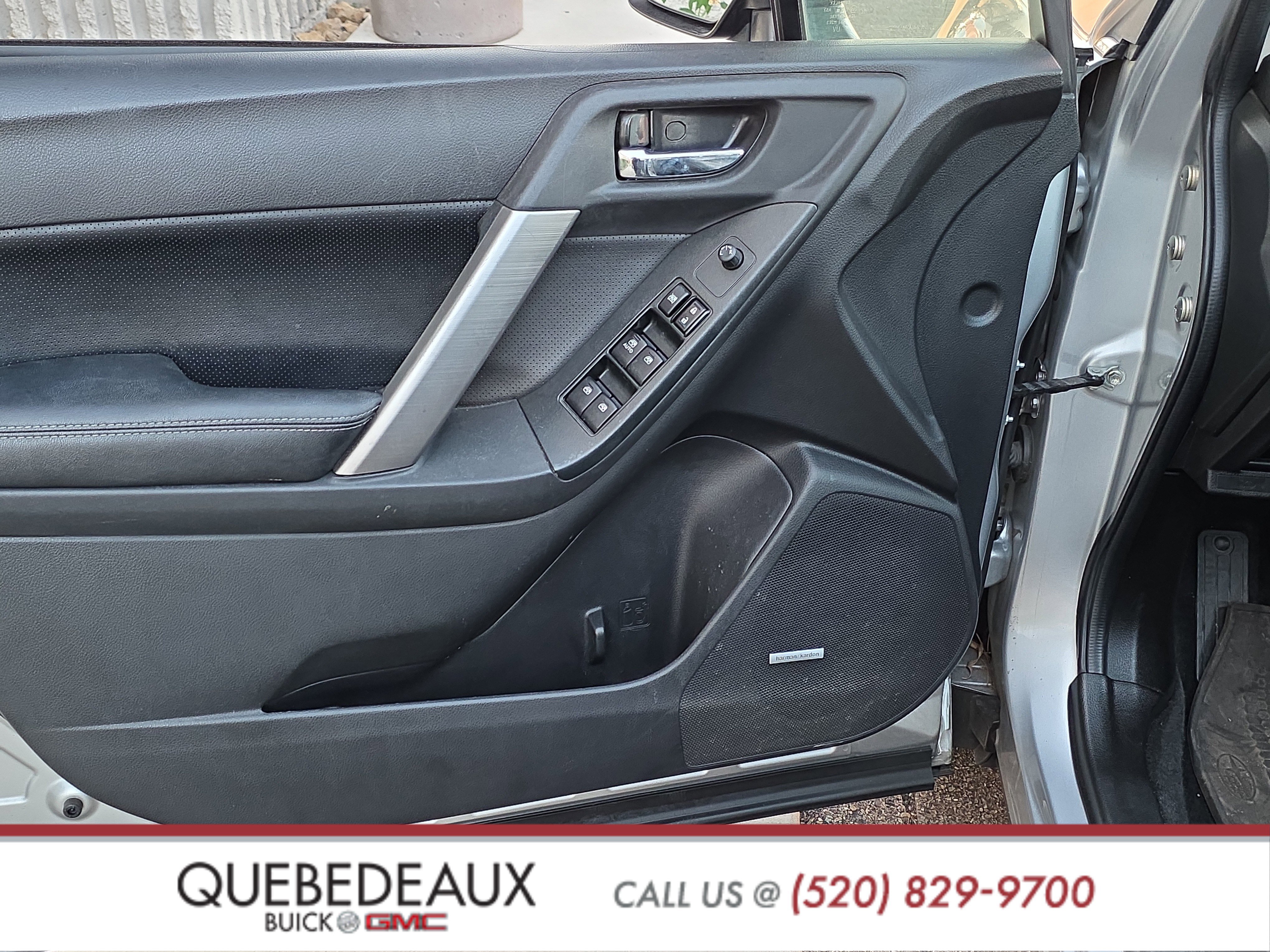 Used 2015 Subaru Forester 2.5i Limited AWD/4WD image 10