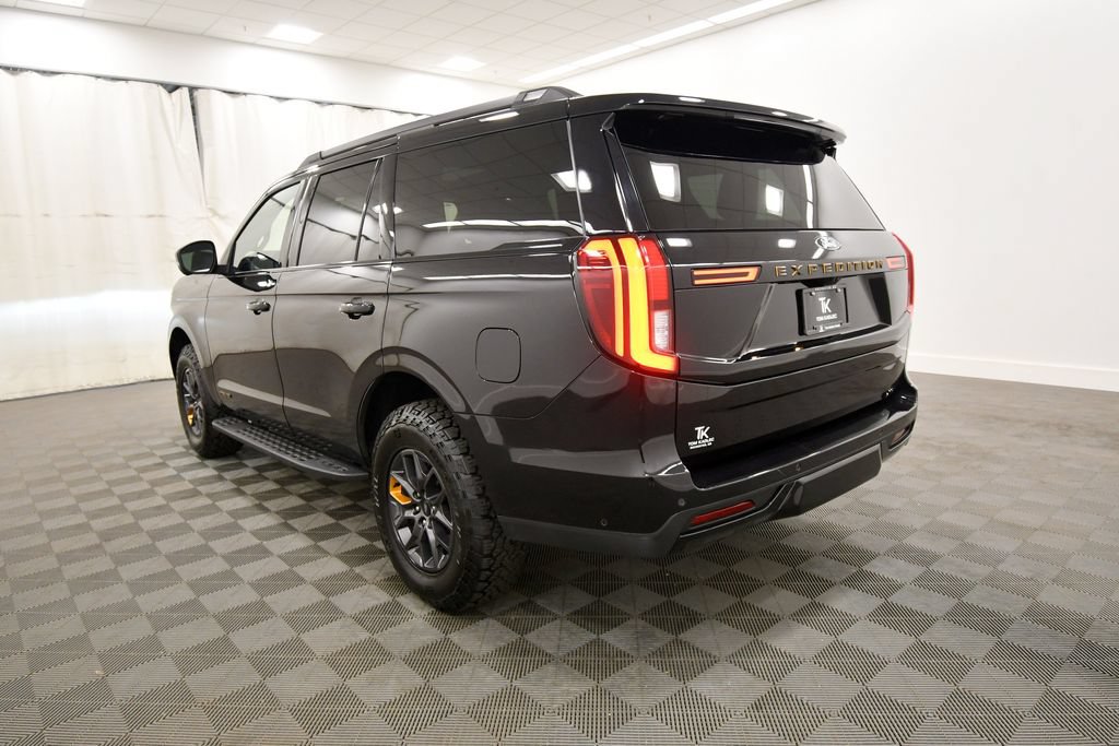 Used 2025 Ford Expedition Tremor AWD/4WD image 5
