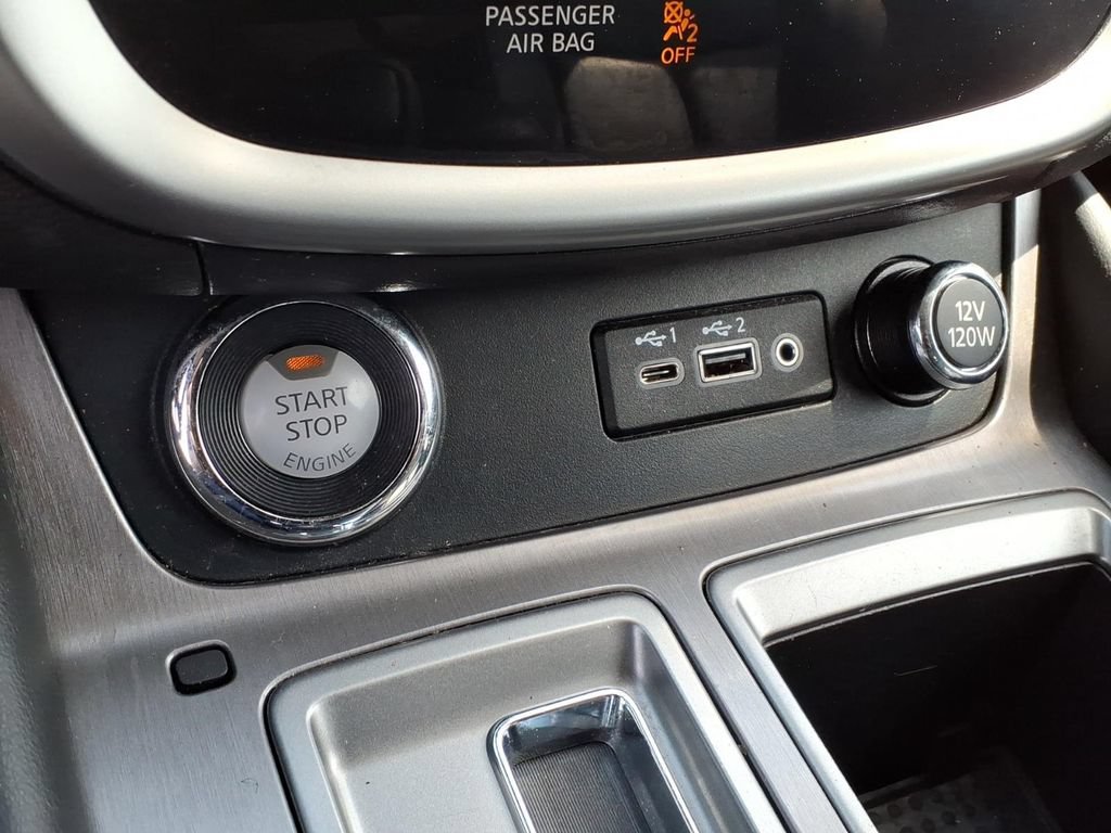 Certified 2023 Nissan Murano SV w/ SV Midnight Edition Package AWD/4WD image 22