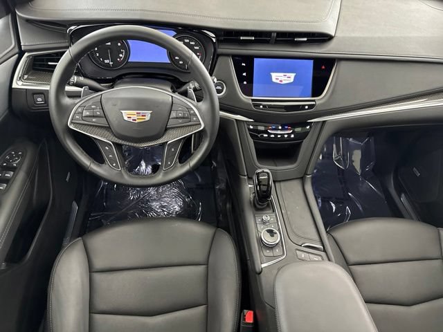 Used 2025 Cadillac XT5 Sportv w/ Technology Package AWD/4WD image 27