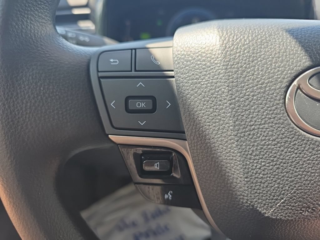 Used 2026 Toyota Camry LE FWD image 23