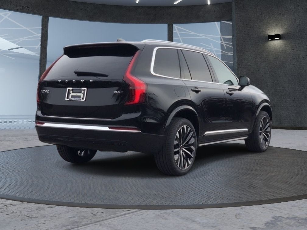 New 2026 Volvo XC90 B6 Plus w/ Protection Package Premier AWD/4WD image 4