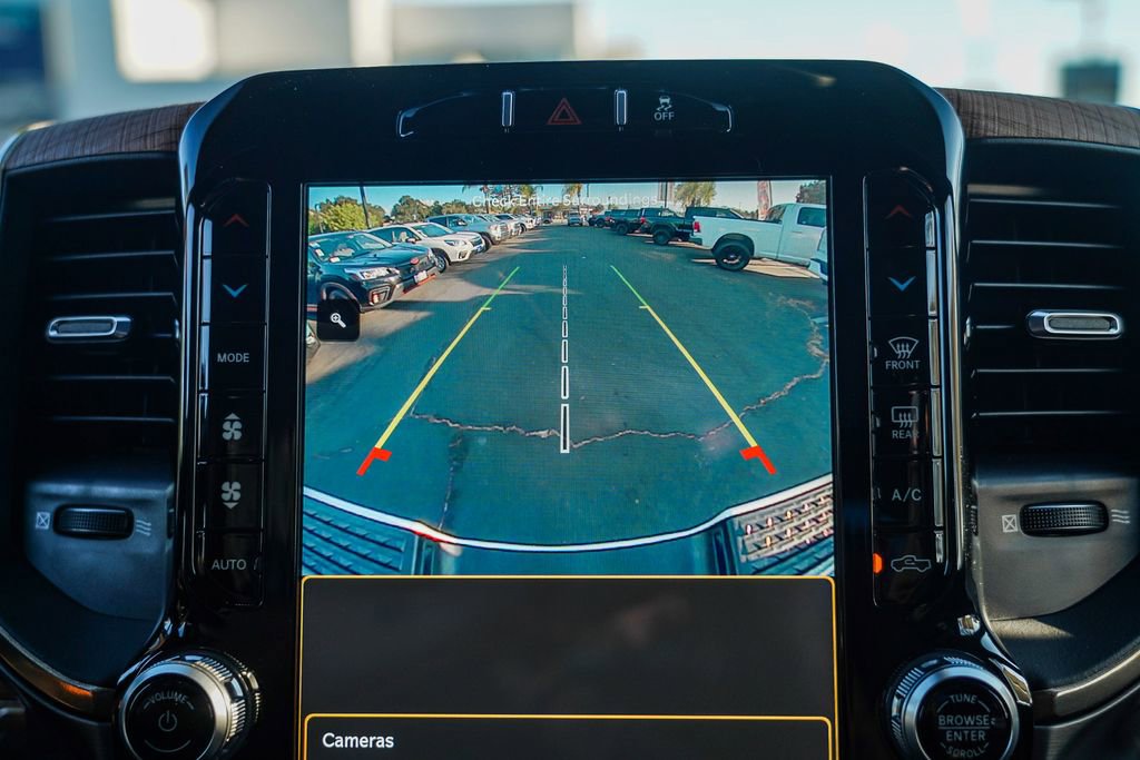 Used 2022 RAM 2500 Limited image 32