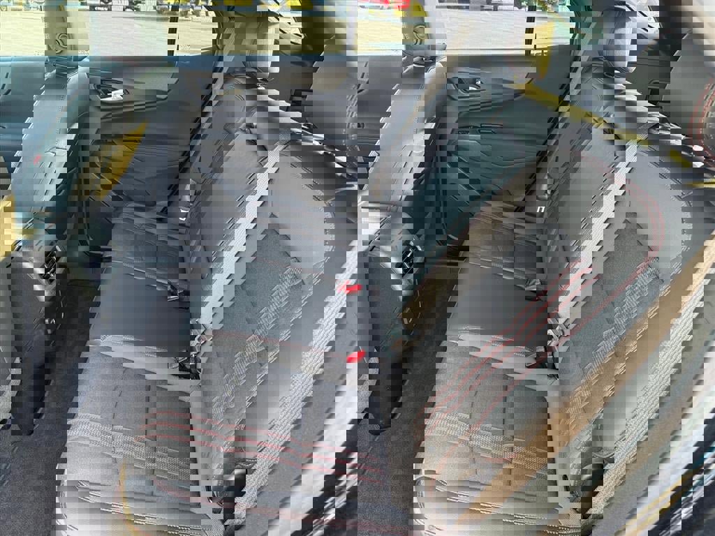 Used 2022 Chevrolet Equinox RS image 8