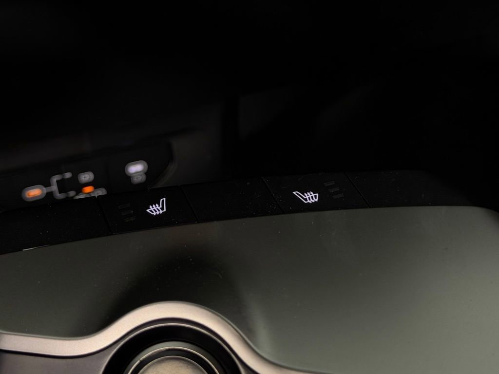 Used 2025 Kia EV6 Light w/ Light LR Technology Package image 21