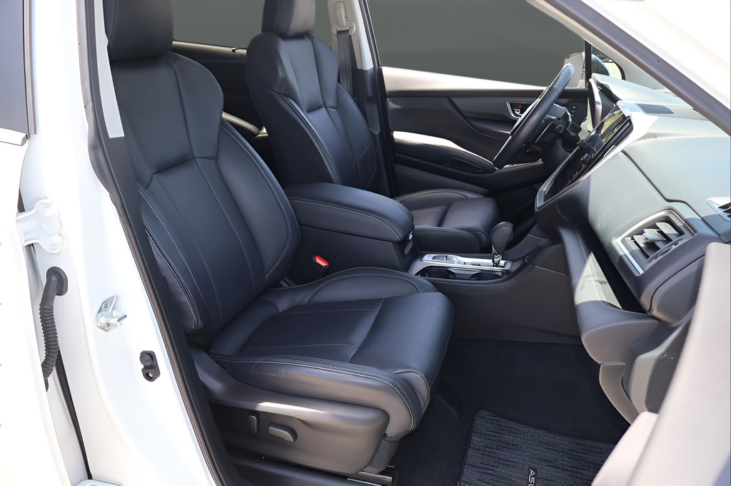 Used 2023 Subaru Ascent Limited w/ Technology Package AWD/4WD image 20