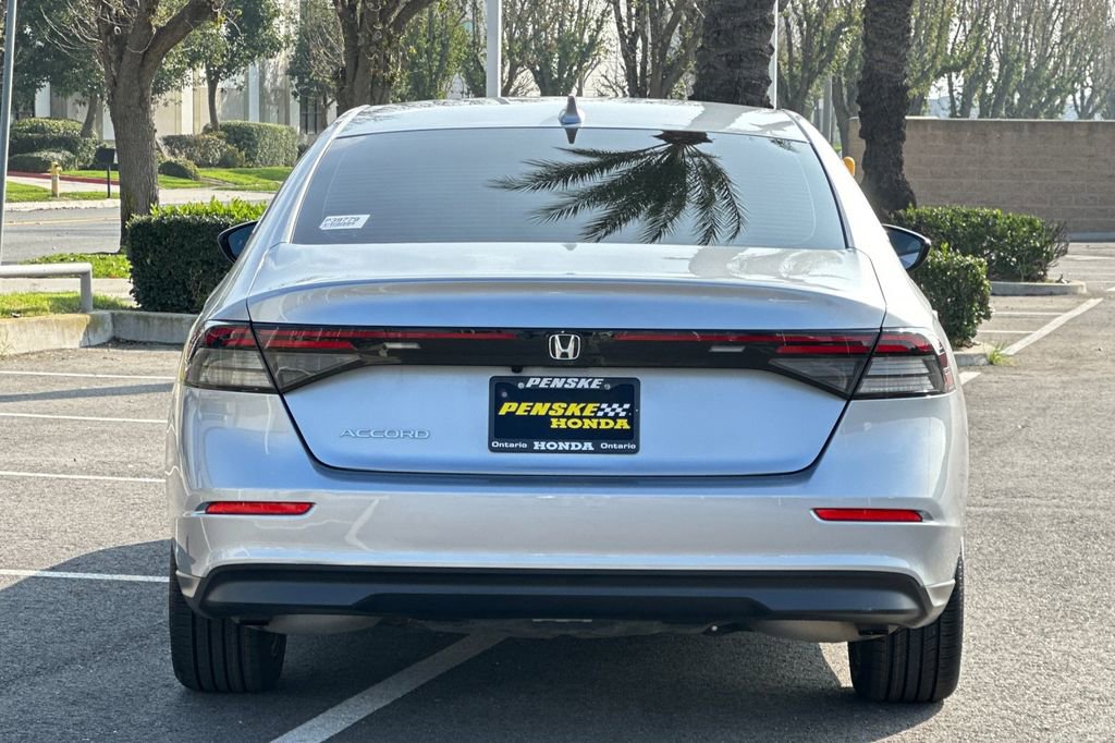 Used 2024 Honda Accord EX image 5