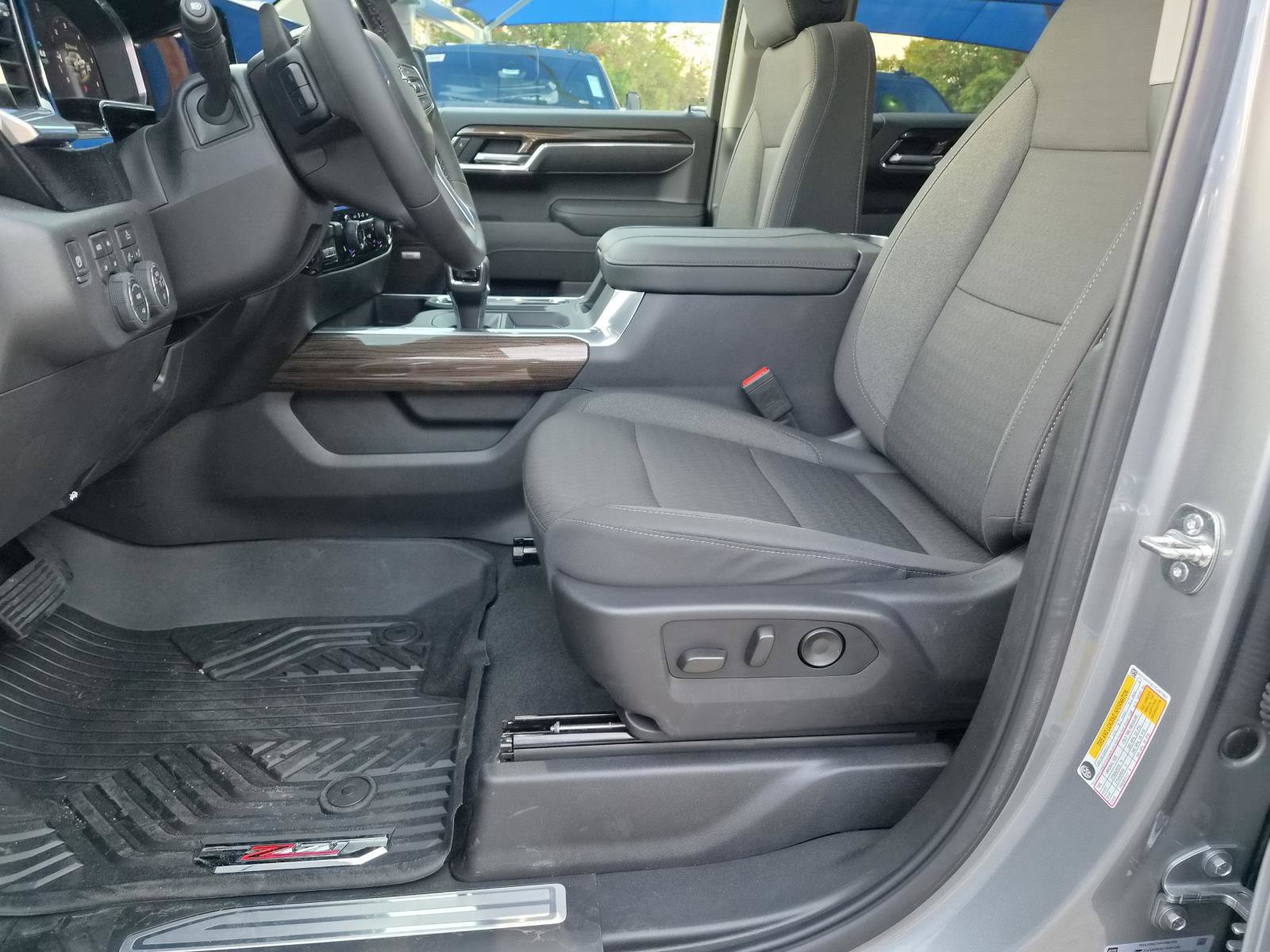 New 2026 Chevrolet Silverado 1500 LT Trail Boss w/ Convenience Package II AWD/4WD image 10