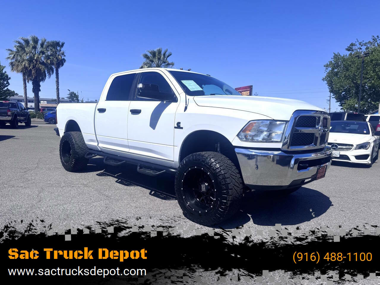Used 2014 RAM 2500 Tradesman w/ Chrome Appearance Group AWD/4WD image 1
