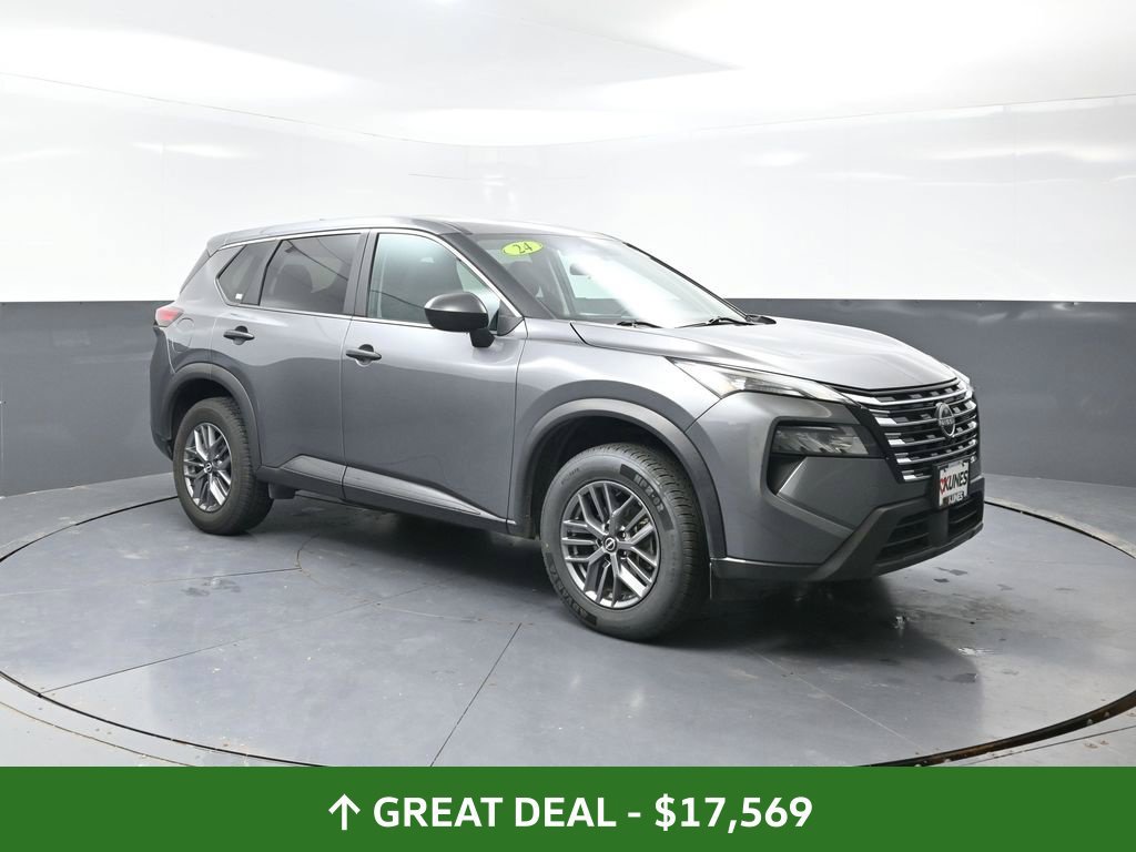 Used 2024 Nissan Rogue S FWD image 4