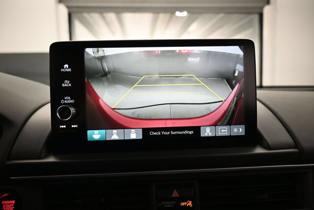 Used 2025 Honda Pilot Touring image 23