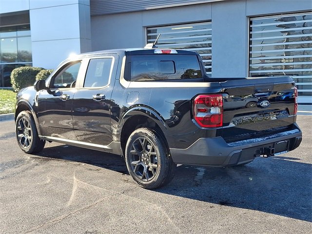 New 2025 Ford Maverick Lariat w/ Black Appearance Package image 4