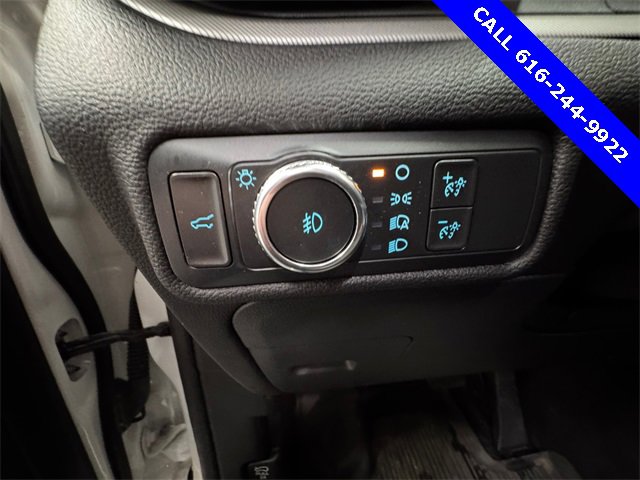 Used 2022 Ford Explorer XLT w/ Equipment Group 202A image 22