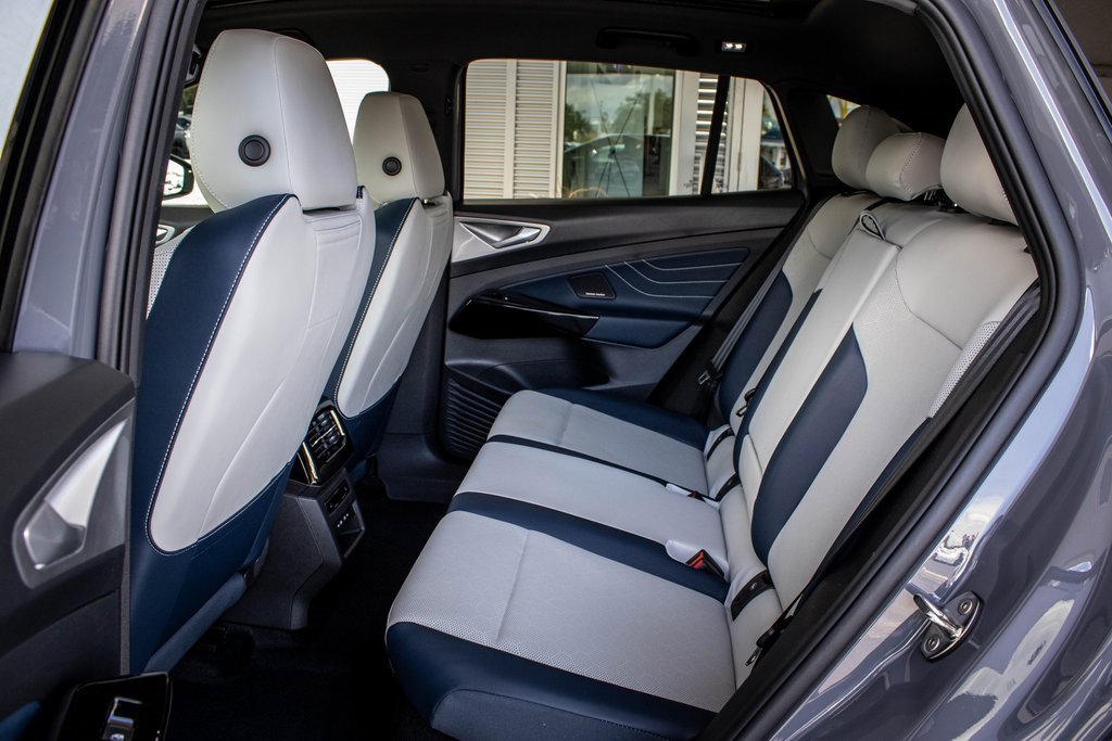 New 2025 Volkswagen ID.4 Pro S Plus image 47