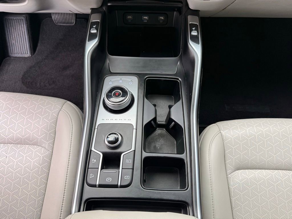 Used 2021 Kia Sorento S FWD image 17