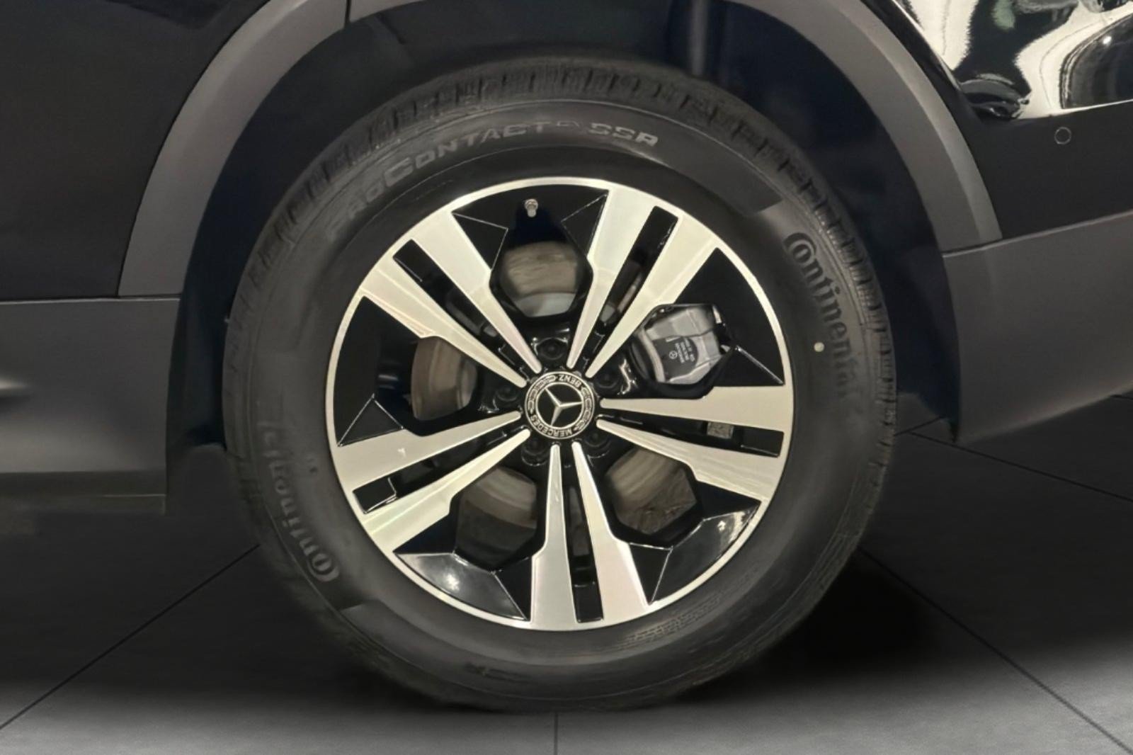 New 2026 Mercedes-Benz GLB 250 image 24
