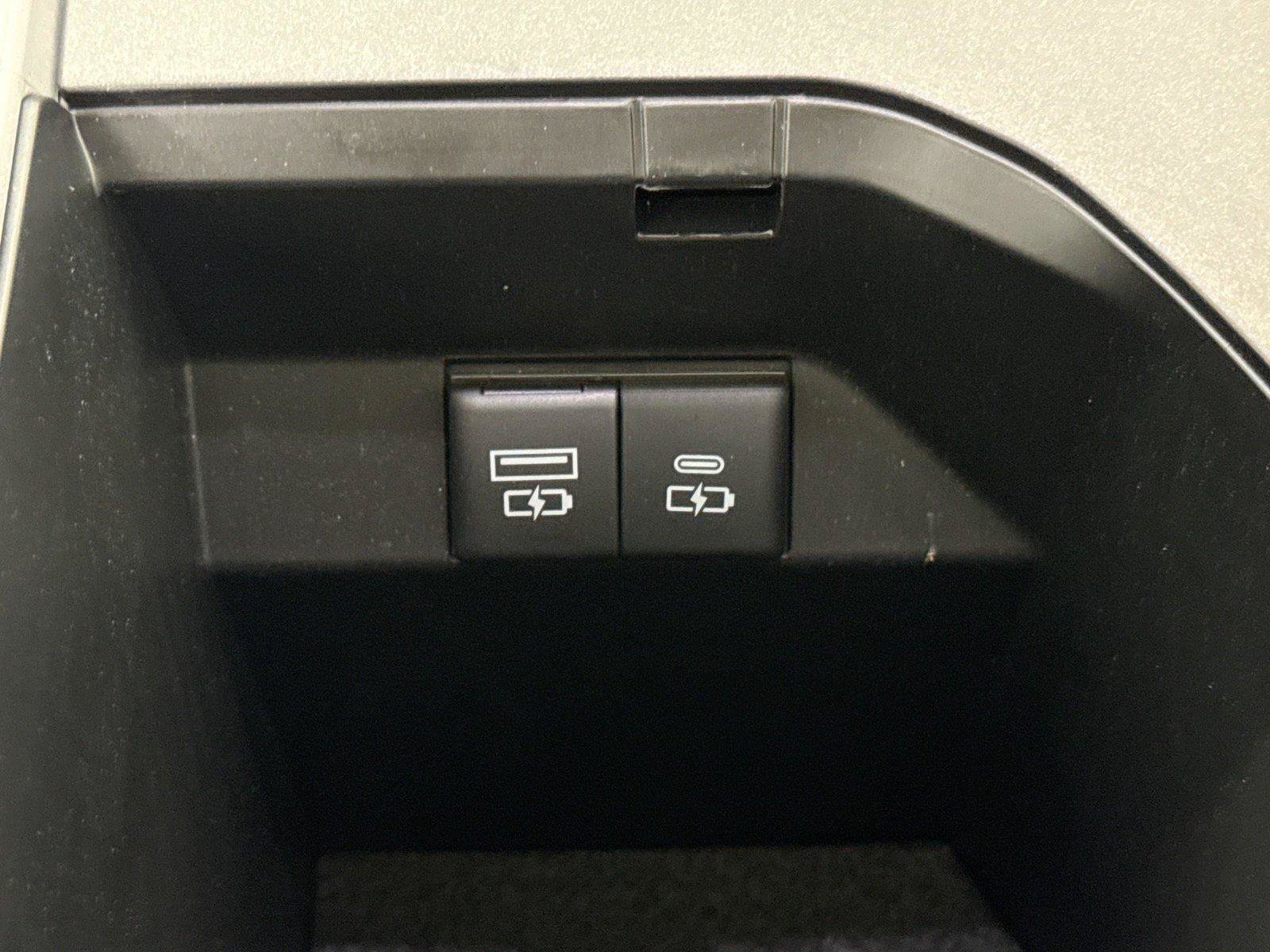 Certified 2023 Toyota Camry XSE FWD image 37