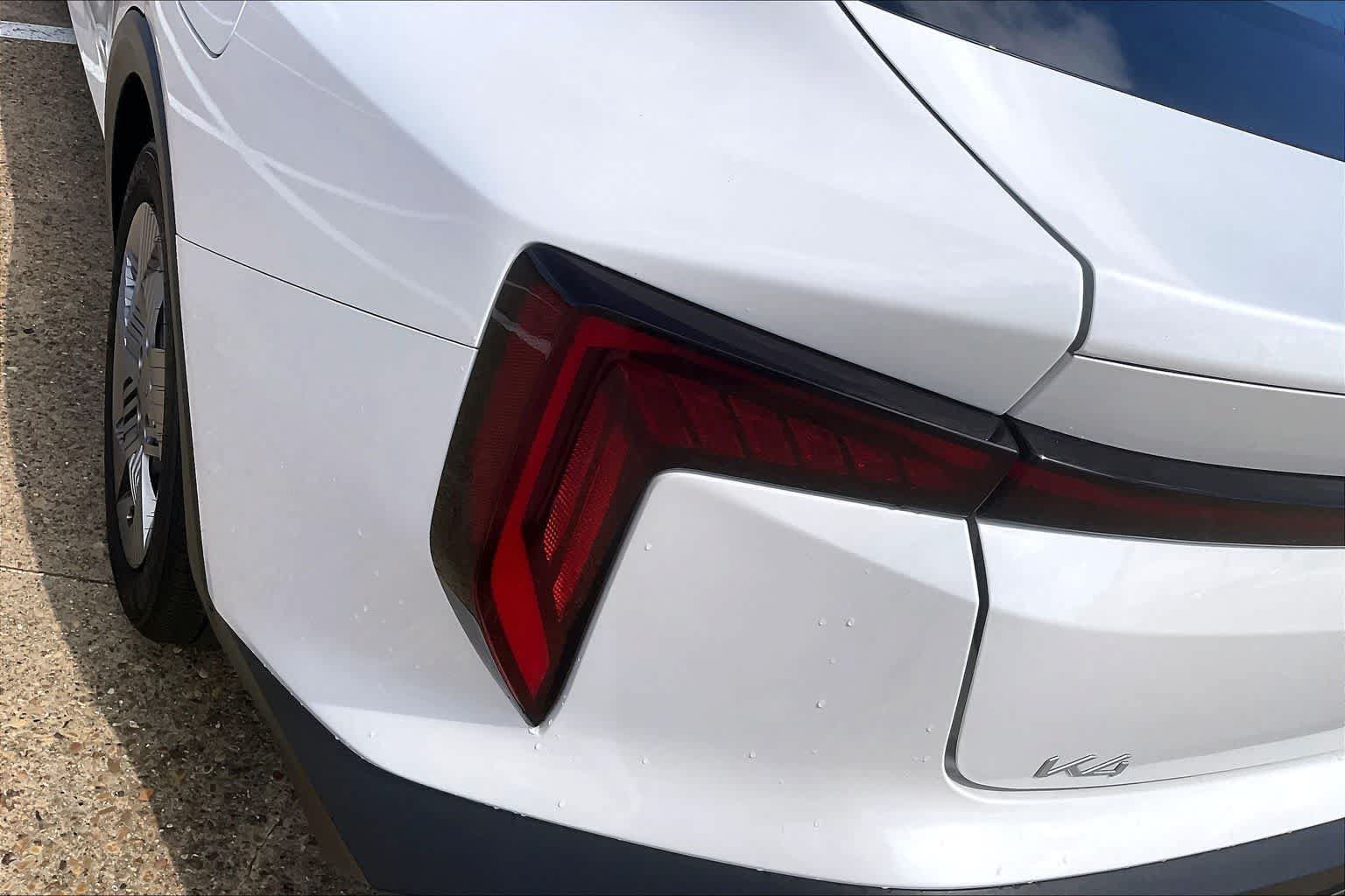 Certified 2025 Kia K4 FWD image 29