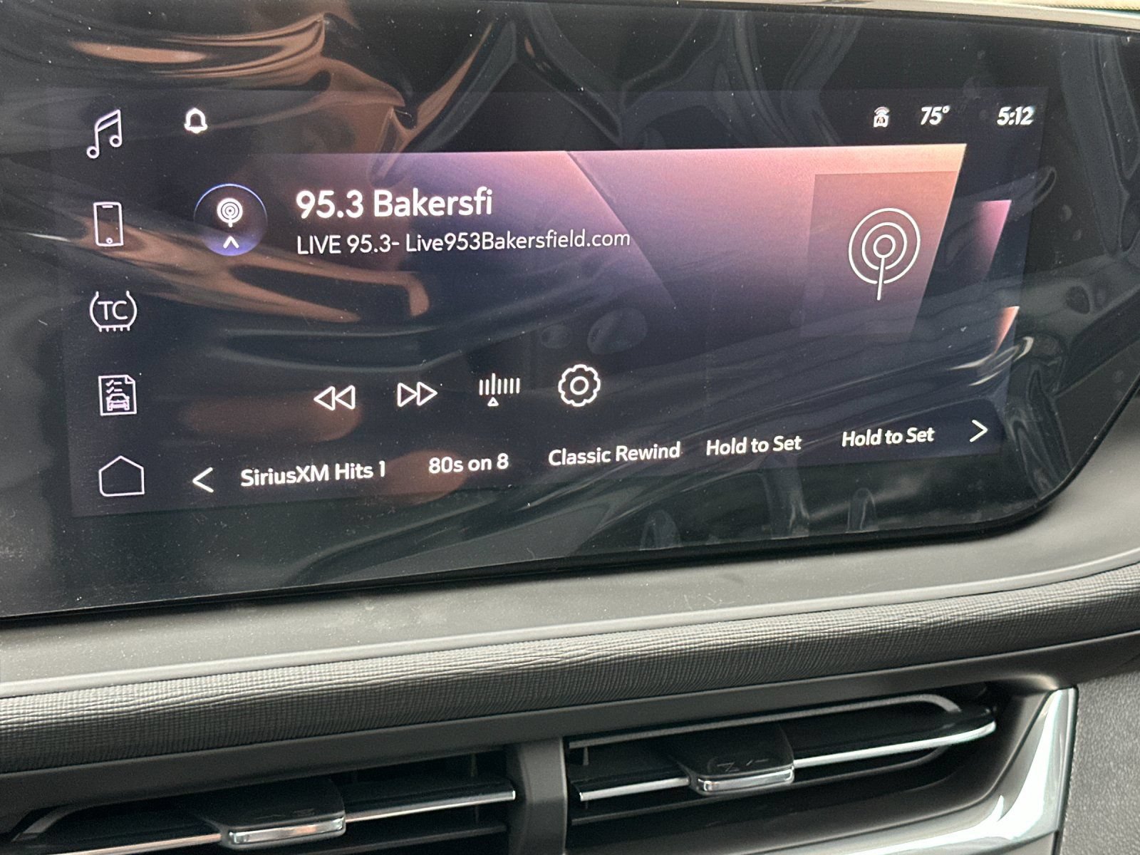 New 2026 Buick Envista Sport Touring FWD image 18