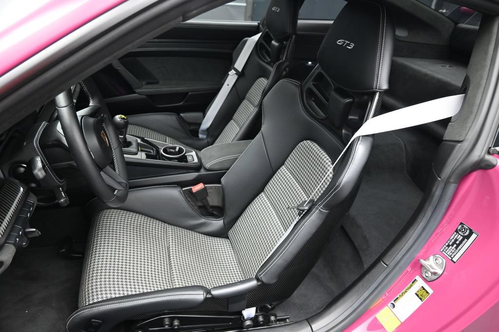 Used 2024 Porsche 911 GT3 RWD image 6