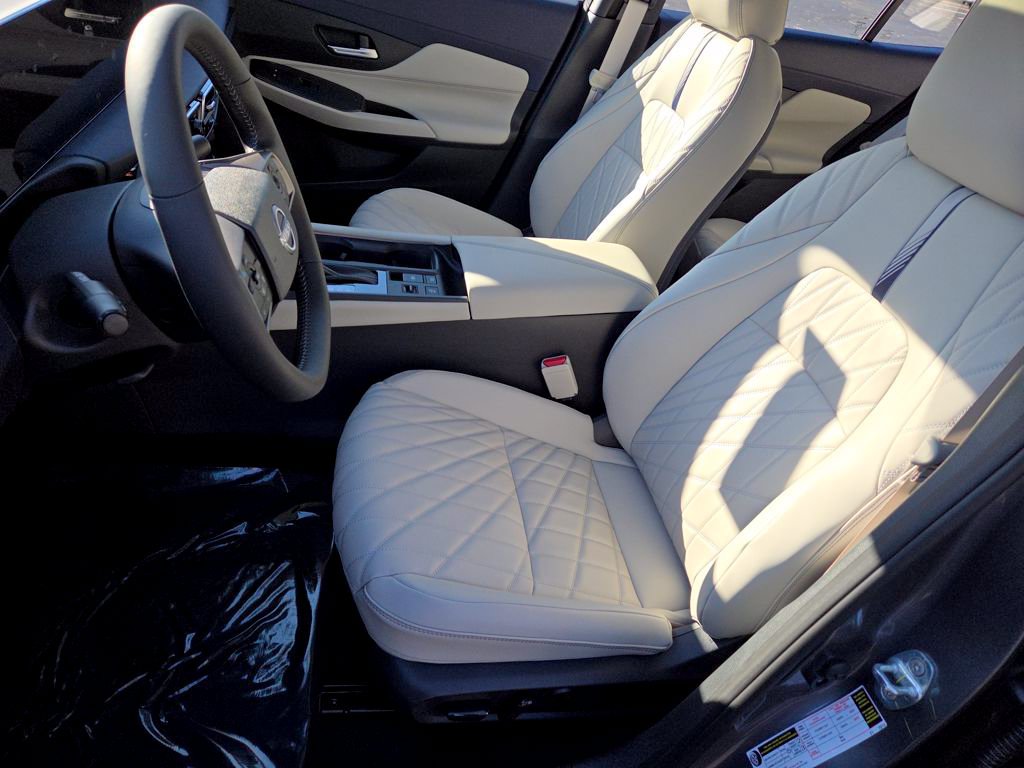New 2026 Nissan Sentra SL w/ Floor Mat Package FWD image 27