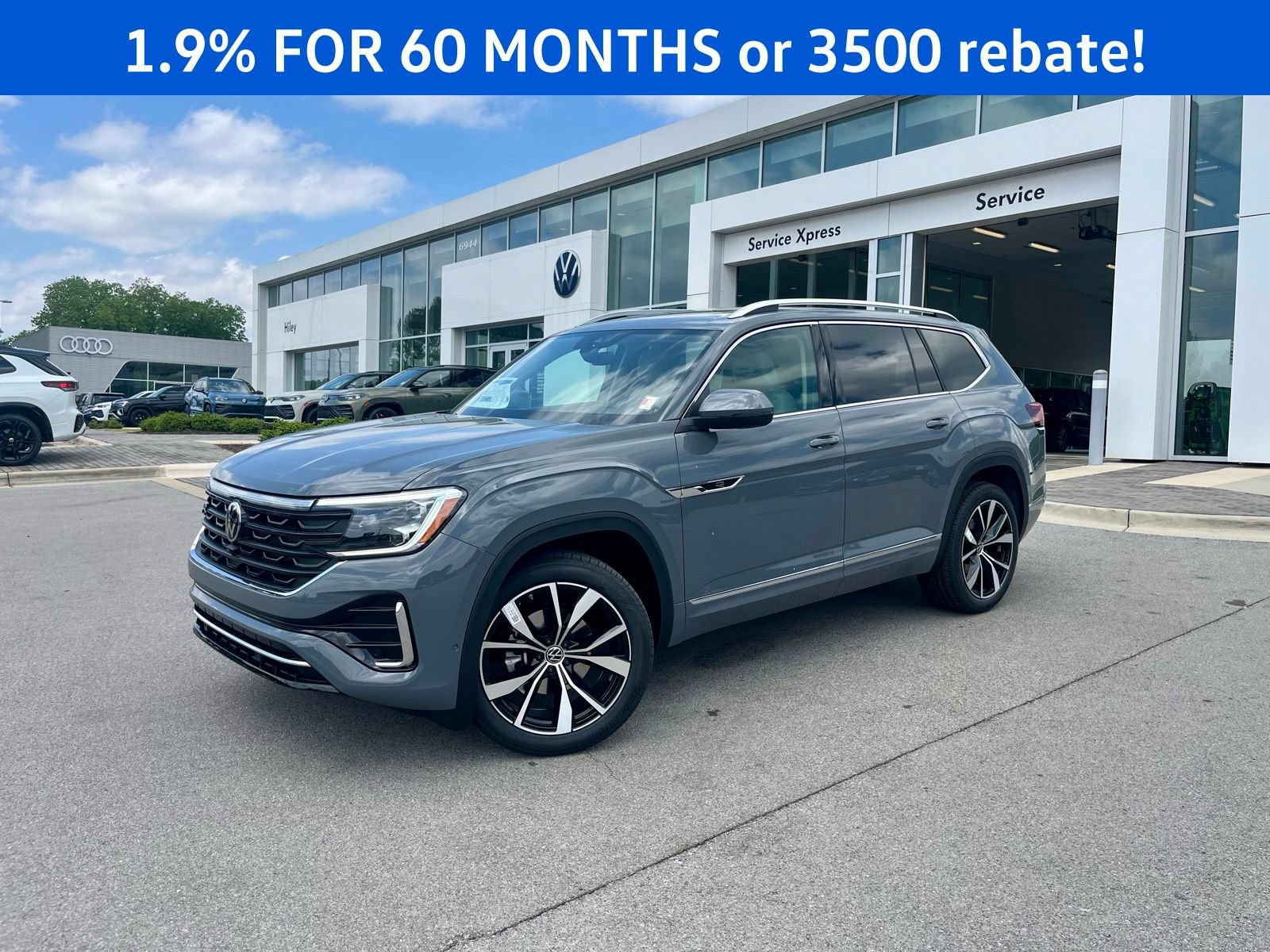 New 2026 Volkswagen Atlas SEL Premium R-Line AWD/4WD image 1