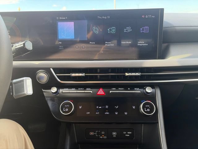 Used 2025 Hyundai Sonata SEL FWD image 17