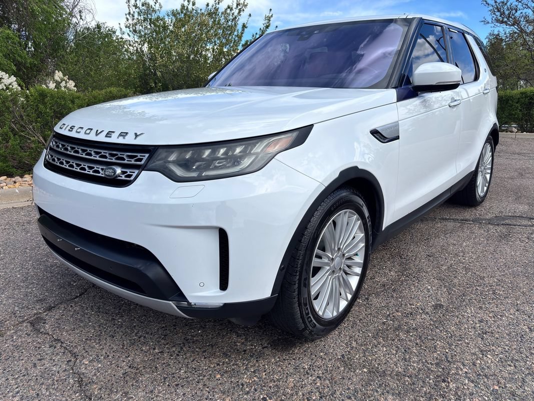 Used 2017 Land Rover Discovery HSE Luxury AWD/4WD image 6