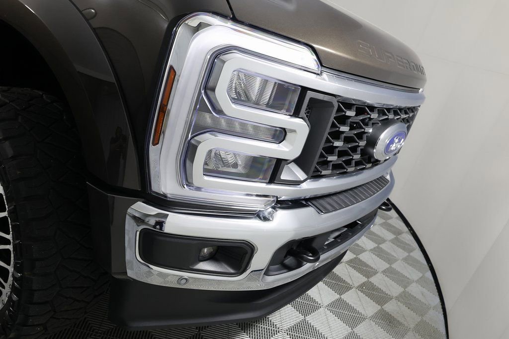 Used 2025 Ford F450 Lariat w/ Lariat Ultimate Package image 42