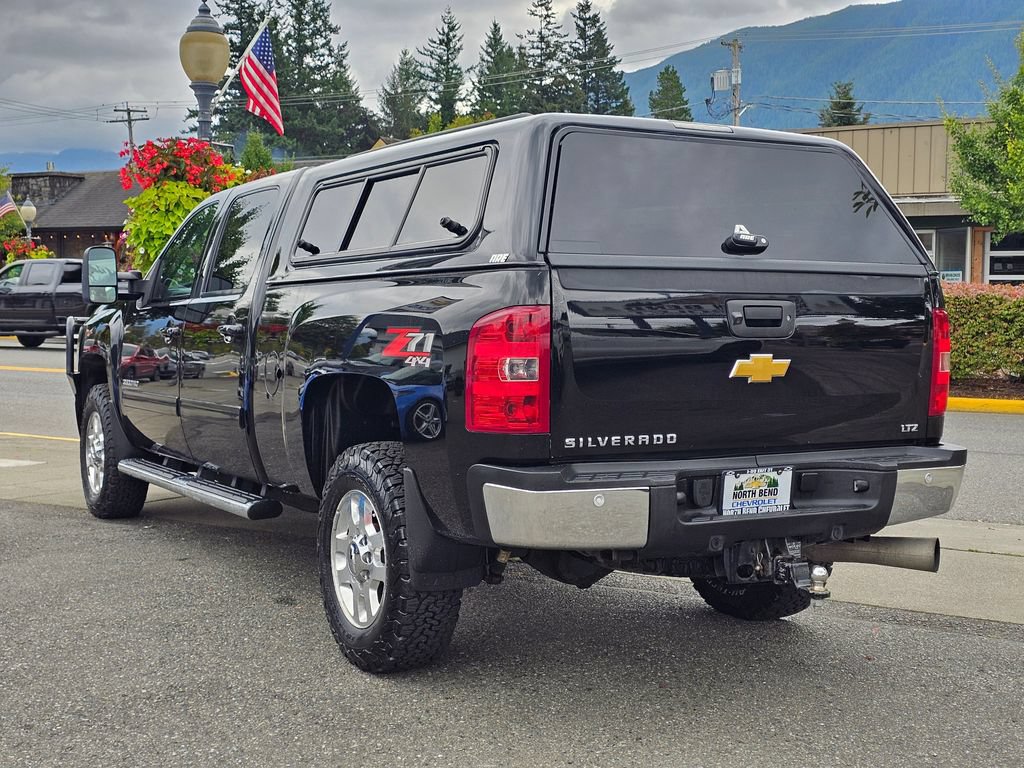 Used 2012 Chevrolet Silverado 3500 LTZ w/ LTZ Plus Package AWD/4WD image 7