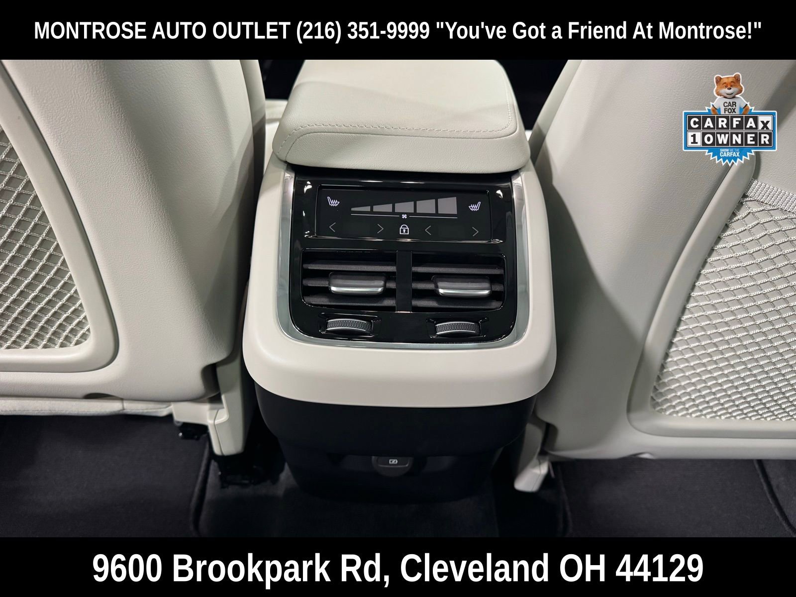 Used 2026 Volvo XC60 B5 Ultra image 34