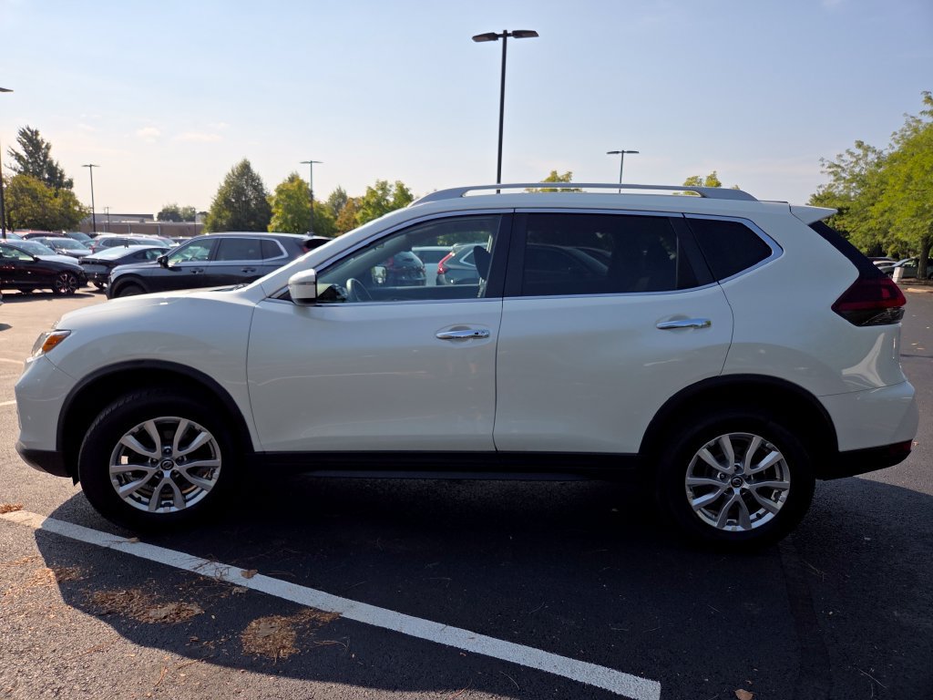 Used 2019 Nissan Rogue SV AWD/4WD image 18