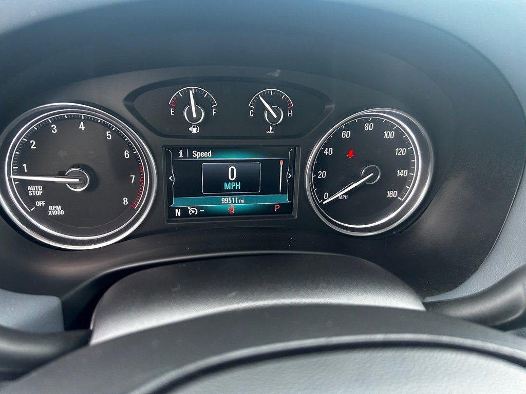 Used 2019 Buick Enclave Essence image 11