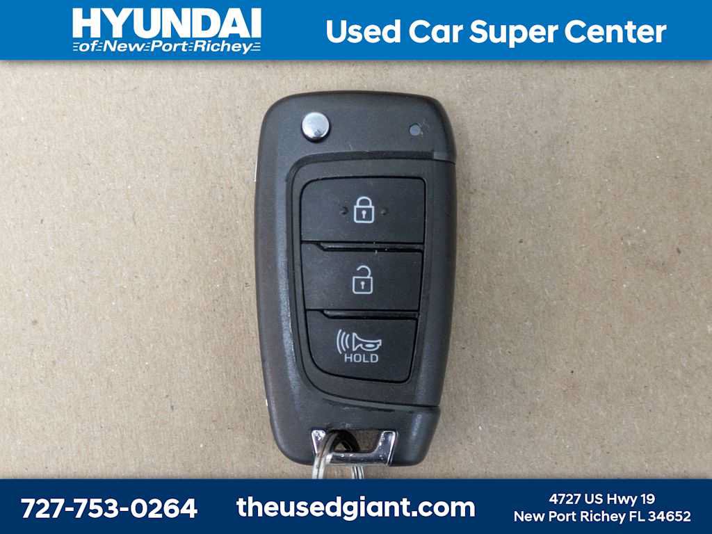 Used 2023 Hyundai Kona SE w/ Cargo Package FWD image 32