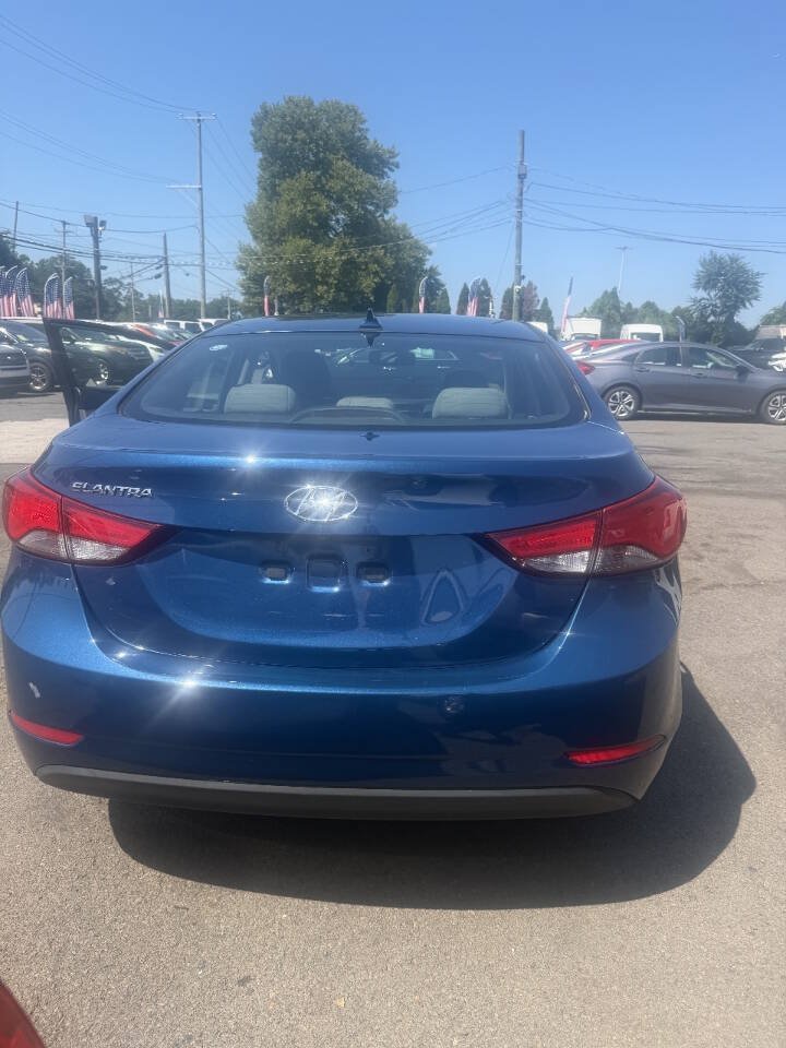 Used 2016 Hyundai Elantra SE w/ Option Group 02 FWD image 21