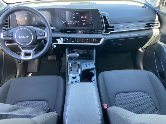 Used 2025 Kia Sportage LX FWD image 14