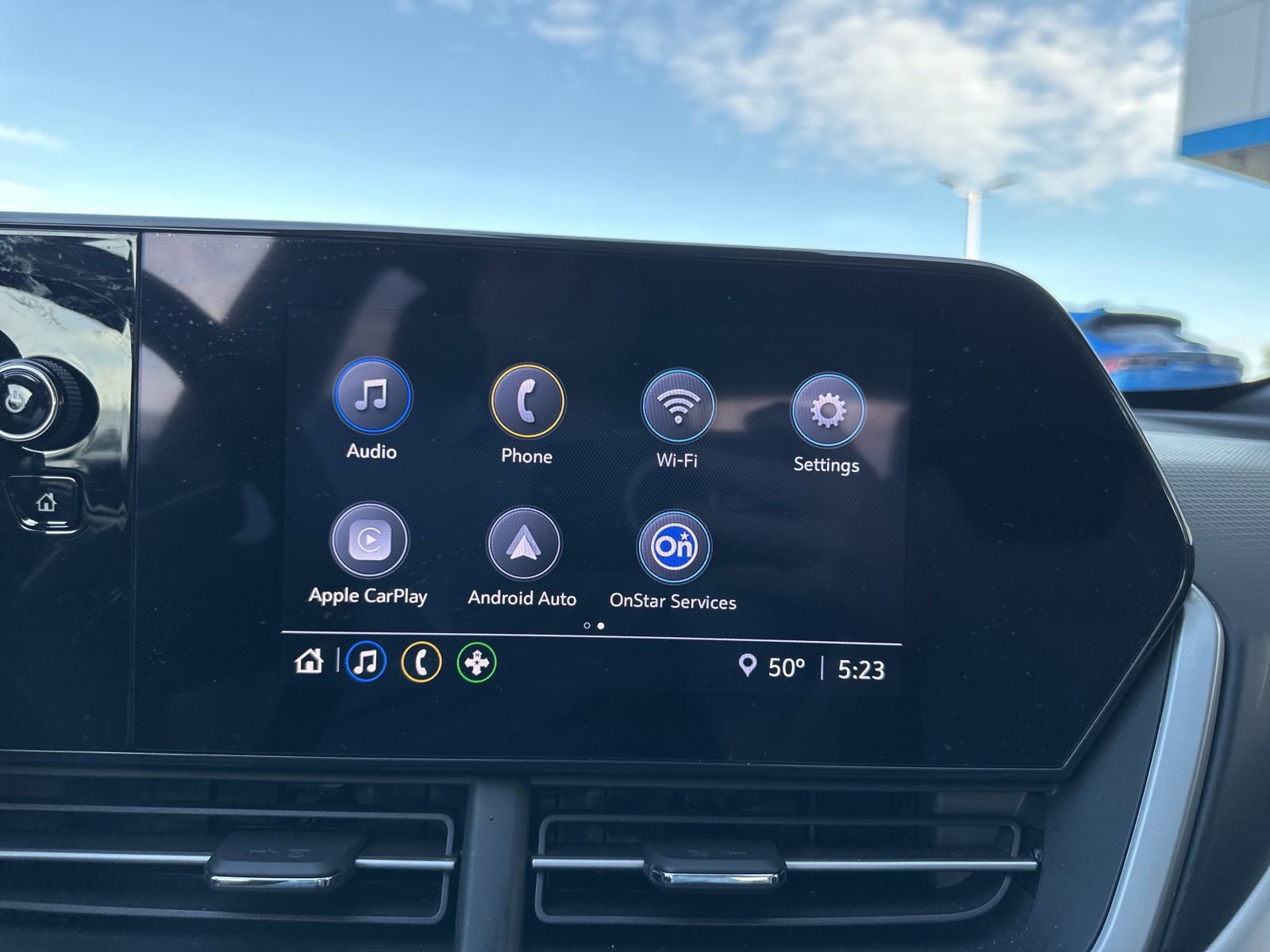 Used 2025 Chevrolet Trax RS w/ Sunroof Package image 20