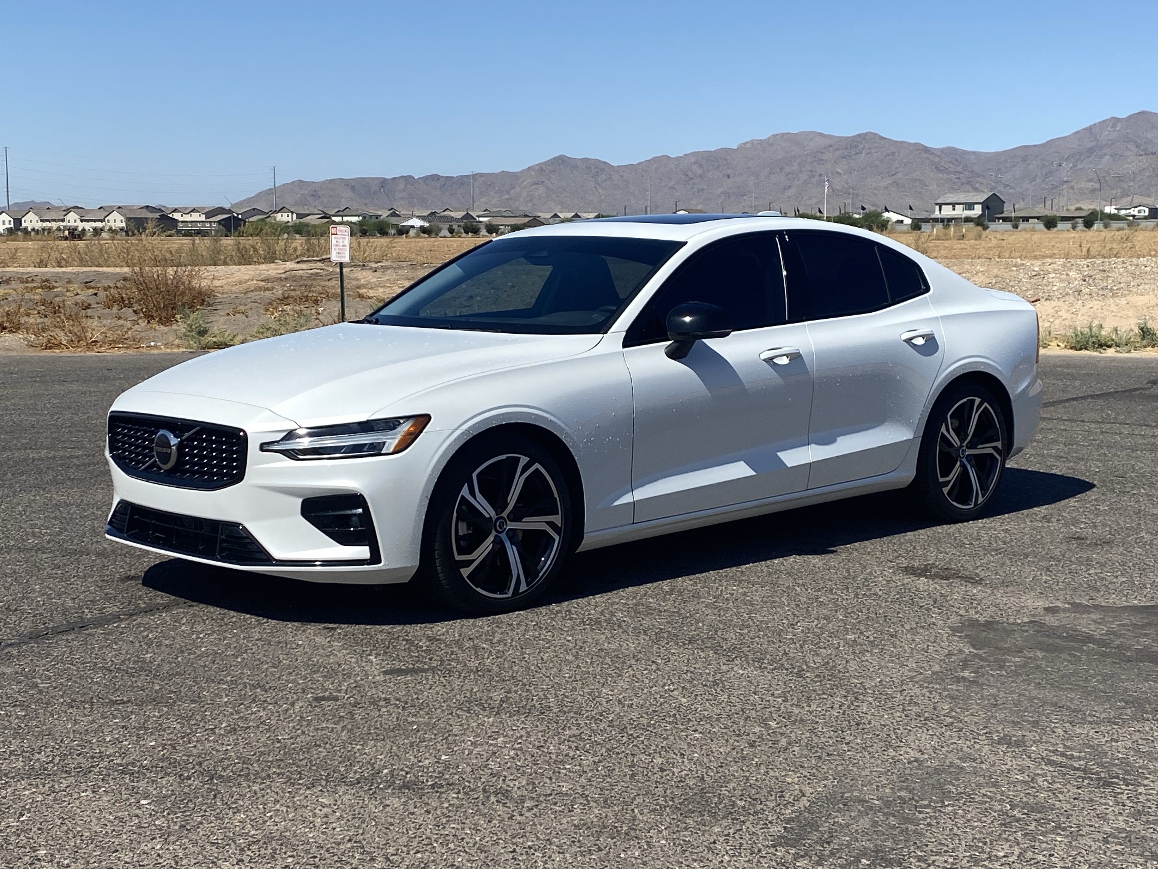 Used 2024 Volvo S60 B5 Core AWD/4WD image 10