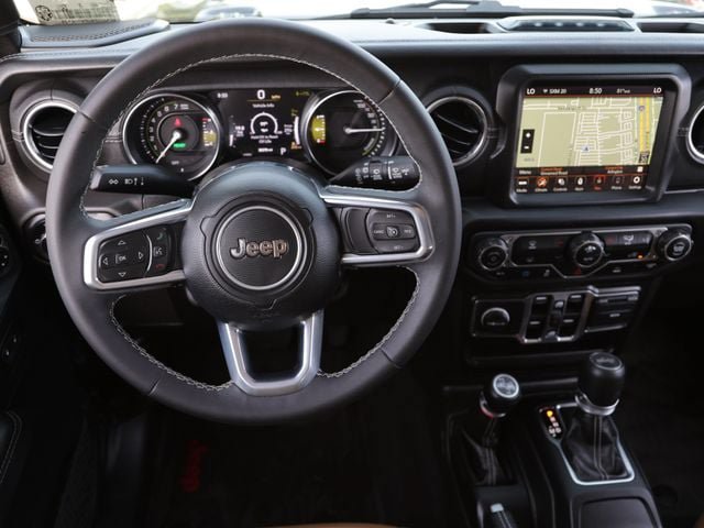 Used 2023 Jeep Wrangler Unlimited Sahara AWD/4WD image 12