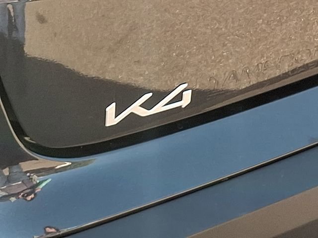 Used 2025 Kia K4 LX image 36