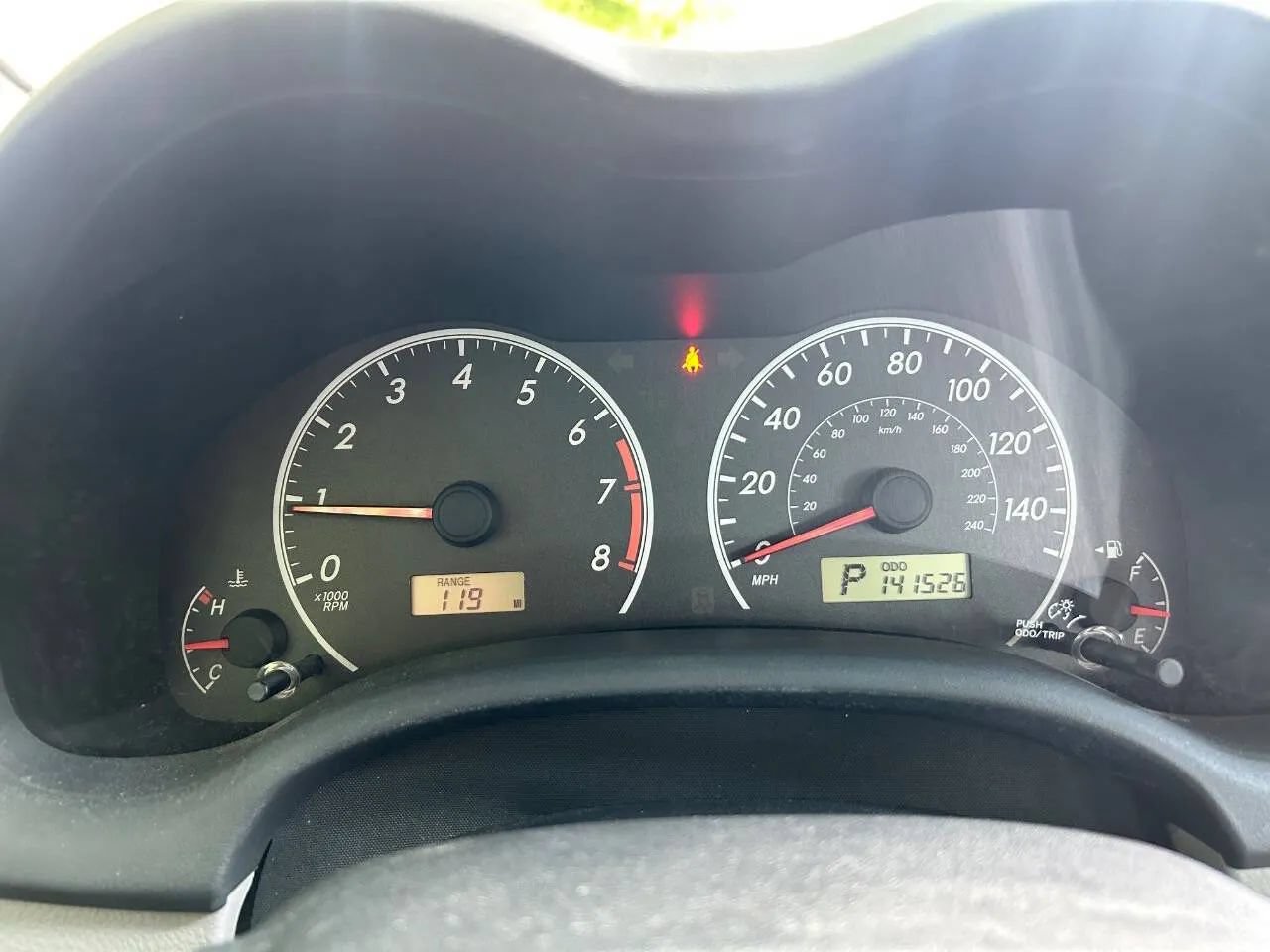 Used 2013 Toyota Corolla LE FWD image 18