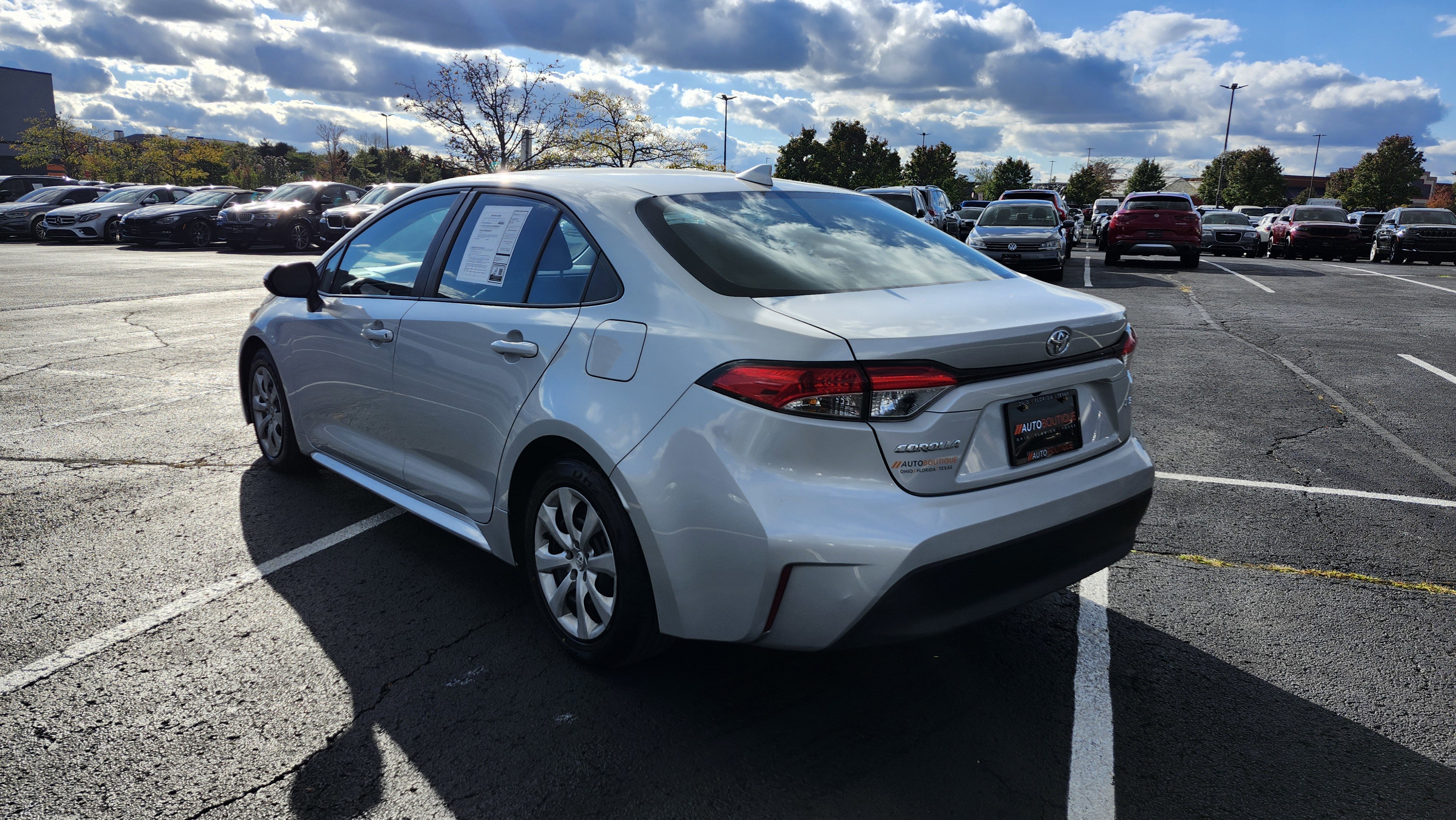 Used 2023 Toyota Corolla LE image 8
