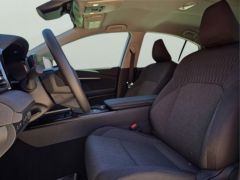 Used 2026 Toyota Camry LE image 13