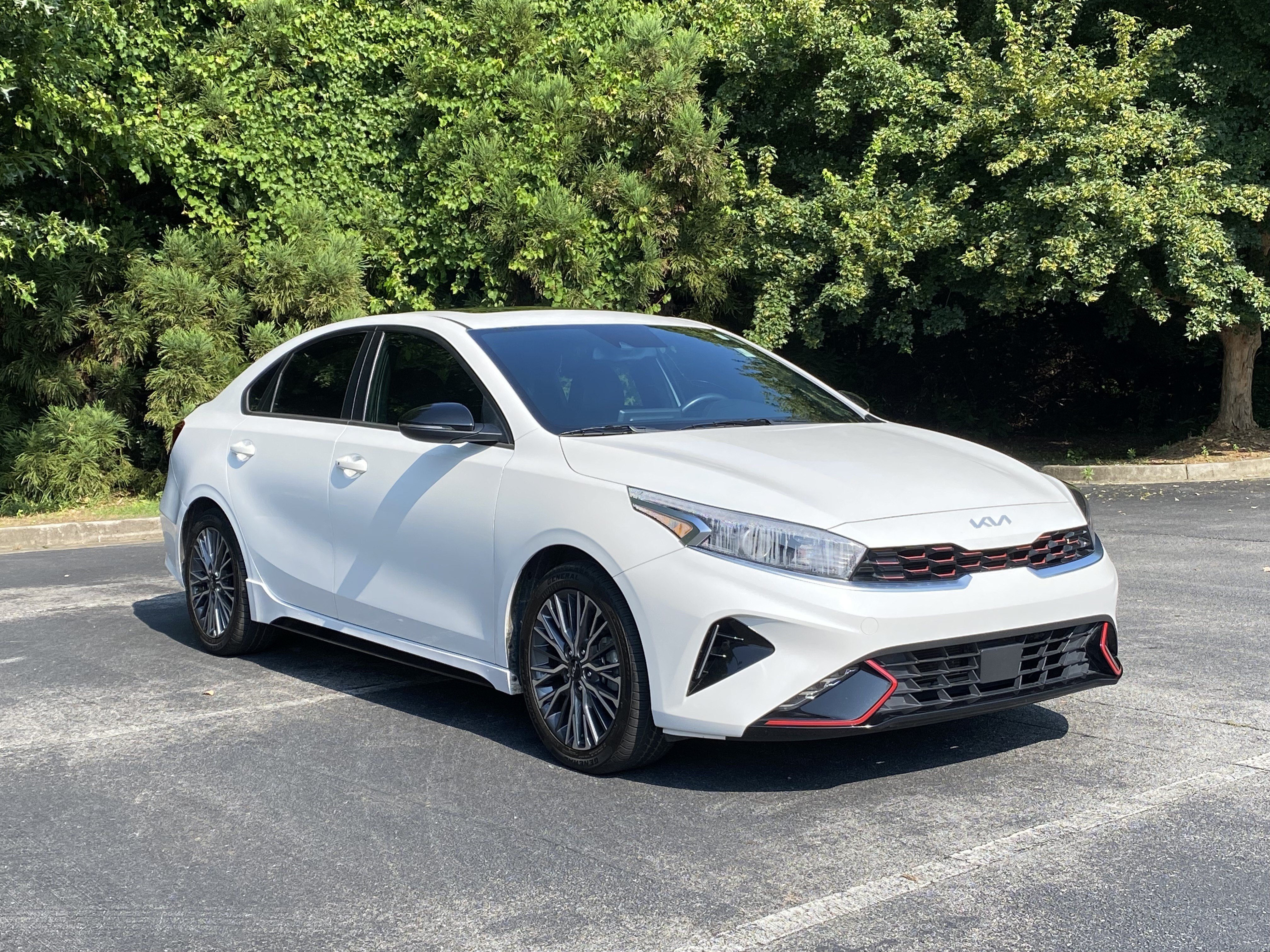 Used 2023 Kia Forte GT-Line w/ GT-Line Premium Package FWD image 5