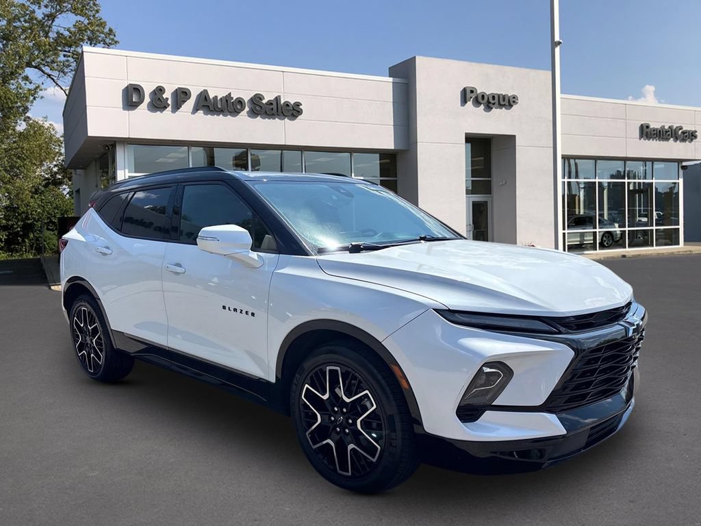 Used 2023 Chevrolet Blazer RS w/ Driver Confidence II Package AWD/4WD image 1